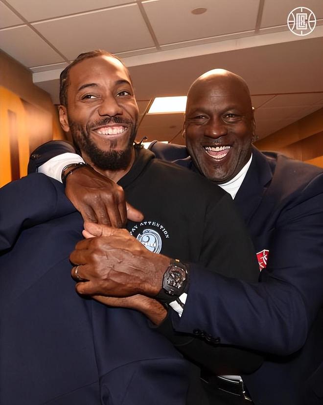 尤里奇：球迷们的嘘声是合理的；无法解释今天的崩盘（尤里奇：理解球迷嘘声，对今日崩盘无从解释）