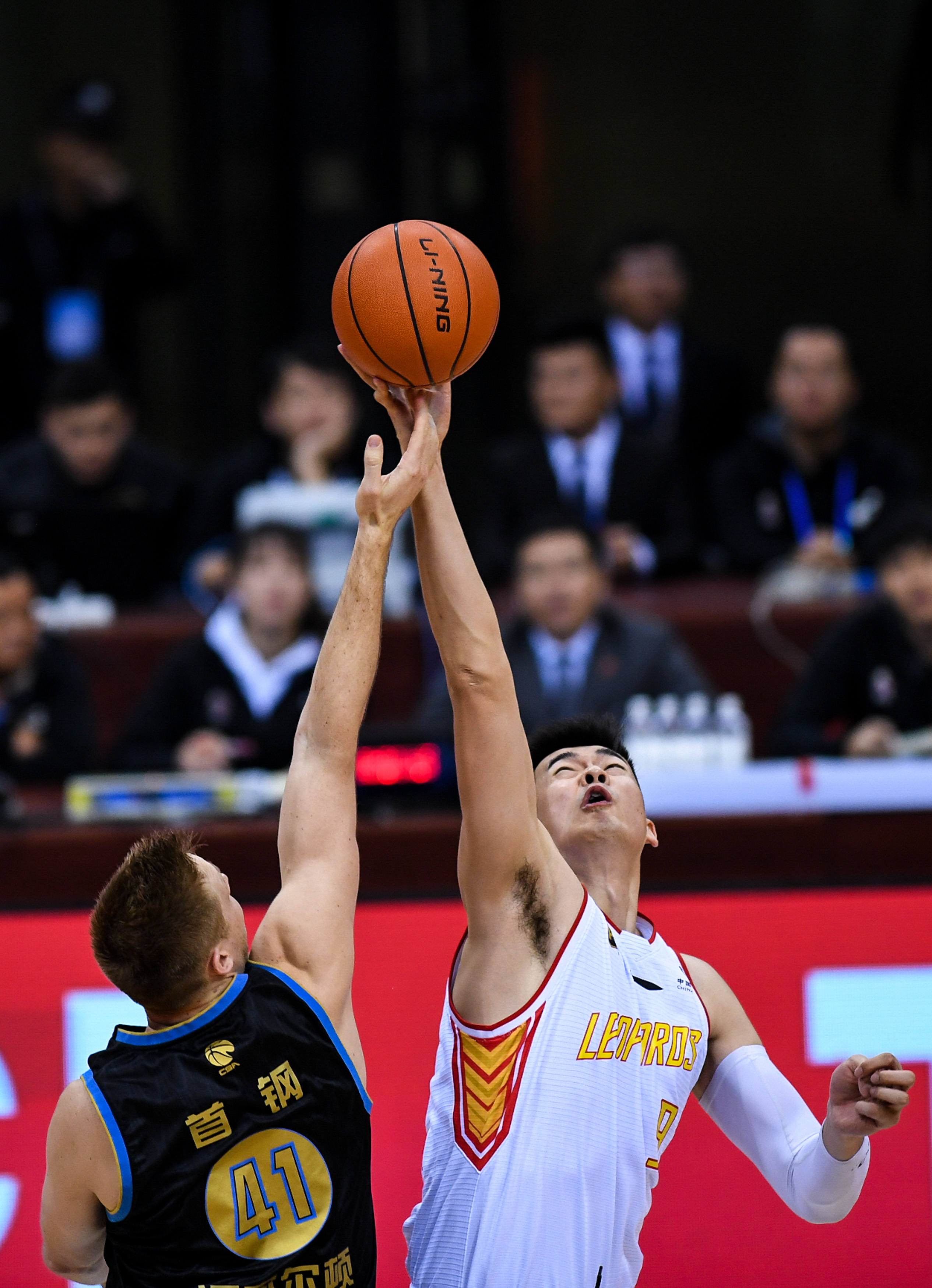 官方：西班牙名哨“平方哥”执法欧冠第6轮亚特兰大vs切尔西（官方确认：西班牙名哨“平方哥”将主哨欧冠第6轮亚特兰大对阵切尔西）