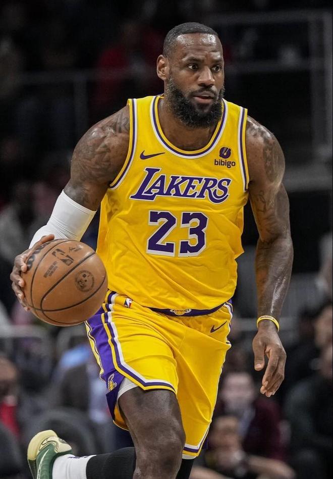 科特迪瓦主帅：我们一直在关注博尼，目前也正在和他谈征召（科特迪瓦主帅：已长期关注博尼，正商谈国家队征召）