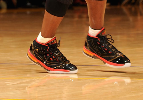 小法：梅西第一次训练就把我晃倒了；现在的球员有点被宠坏了（法布雷加斯：第一次合练就被梅西过倒，如今的球员有些被惯坏）