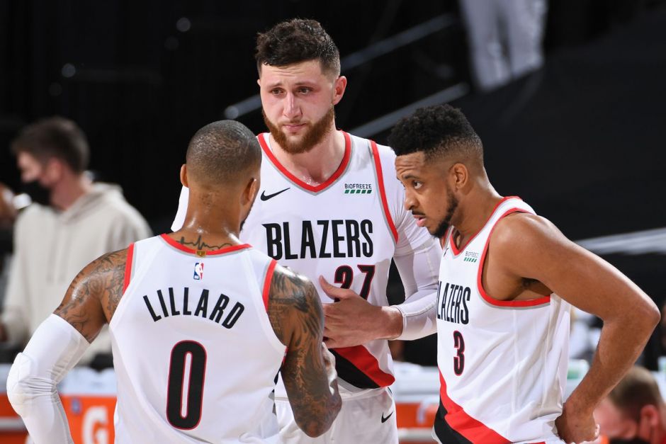 NBA常规赛战报：快船客场险胜雷霆,（NBA常规赛：快船客场惊险击退雷霆）