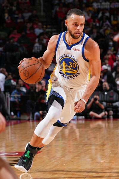 巴斯托尼：最难防的对手是亚马尔；属于皮奥的时代一定会到来（巴斯托尼：亚马尔是我防守过最难缠的对手；皮奥的时代终会到来）