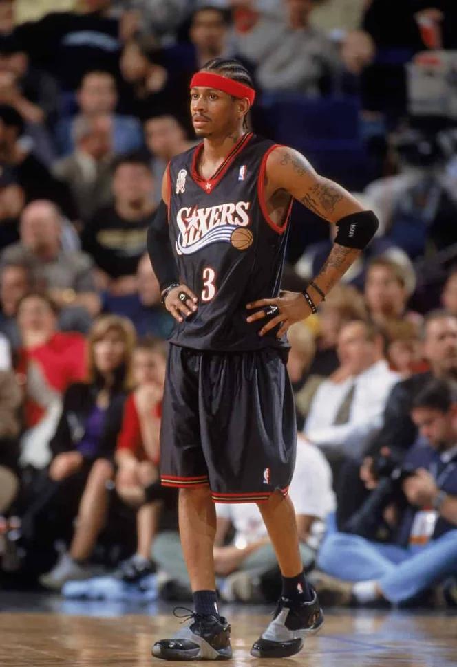 意甲11月最佳球员候选：迈尼昂、劳塔罗、瓦尔迪入选（迈尼昂、劳塔罗、瓦尔迪入围意甲11月最佳球员候选）