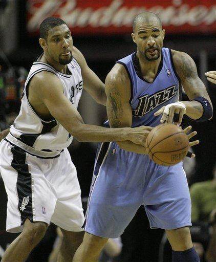 徐正源：对阵神户关键在中场；韦世豪：大腿伤势已经恢复很多（徐正源：中场将成战神户胜负手；韦世豪：大腿伤势已明显好转）