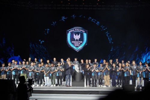 “WNBA球员薪资提高,职业女性篮球运动员待遇改善”.