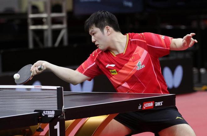 个年轻球员 个年轻球员